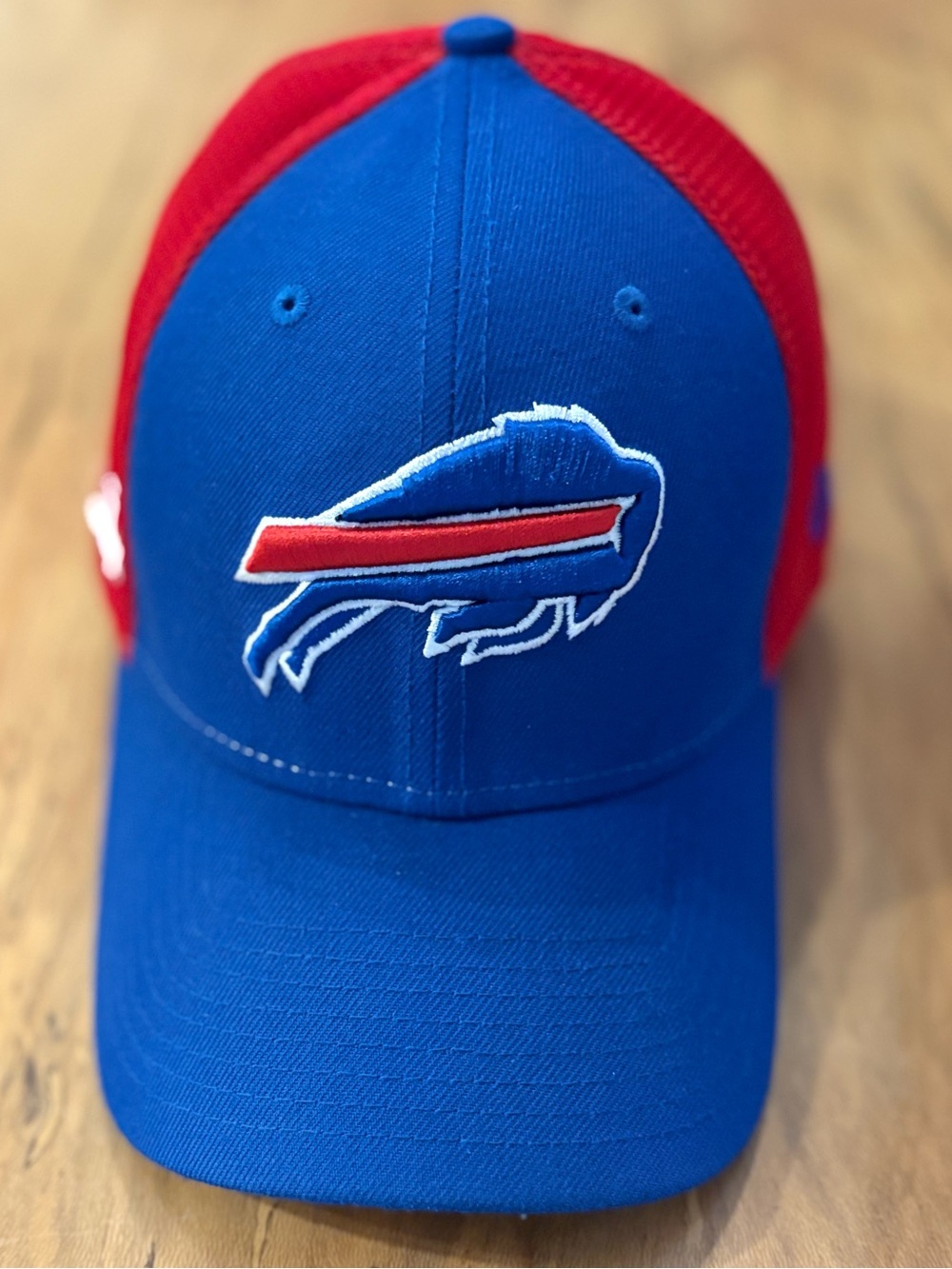Buffalo Bills New Era 39THIRTY Neo Hat L/XL Royal Blue Red Mesh NFL